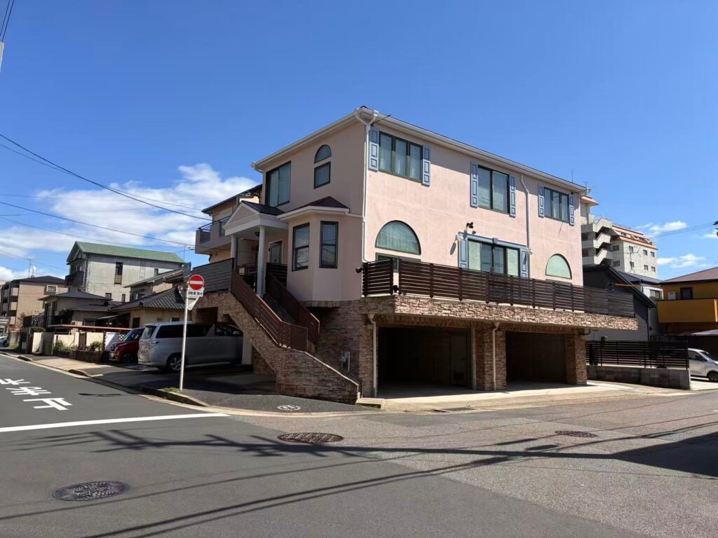 貸店舗・事務所（愛知県名古屋市名東区香流）（倉庫付）
